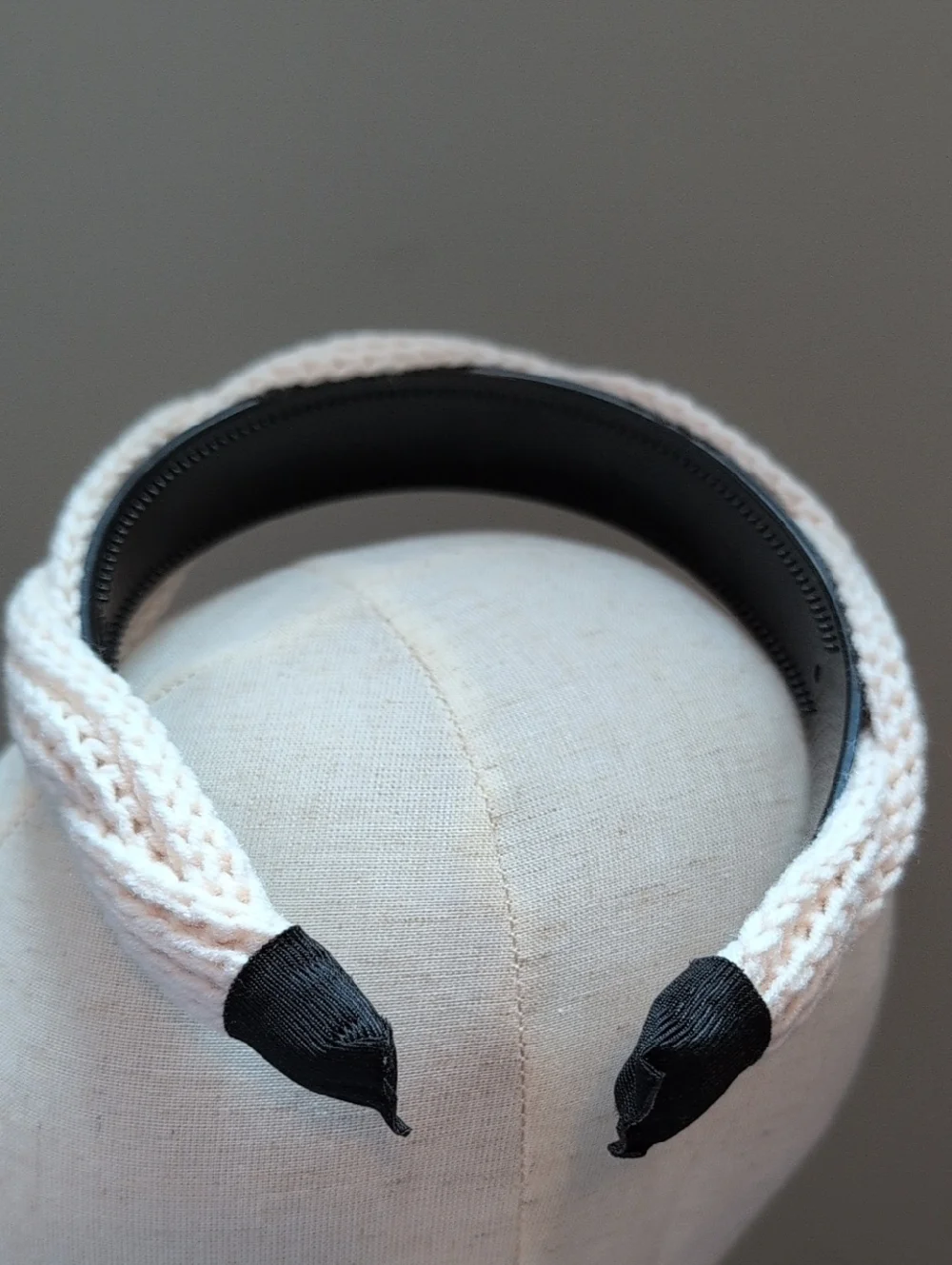 Neutral Cream Knitted Twist Headband